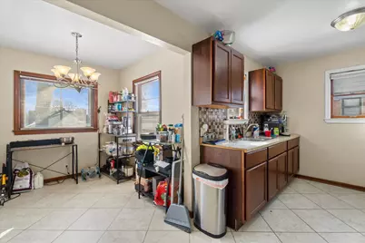 5936 N 35th St, Milwaukee, WI 53209 - Photo 8