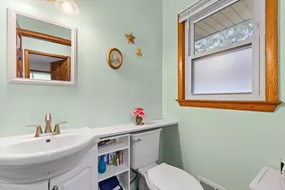 15540 W Glendale Dr, New Berlin, WI 53151 - Photo 12