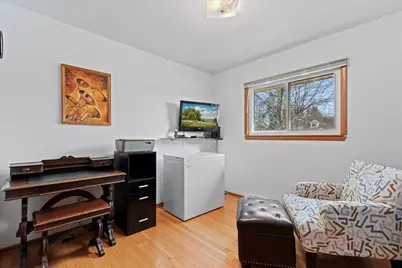 15540 W Glendale Dr, New Berlin, WI 53151 - Photo 14