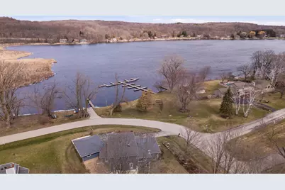 3975  Margolis Dr, West Bend, WI 53095 - Photo 2