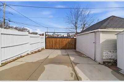 1414 W Euclid Ave, Milwaukee, WI 53215 - Photo 26