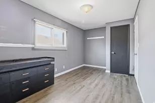 1414 W Euclid Ave, Milwaukee, WI 53215 - Photo 16