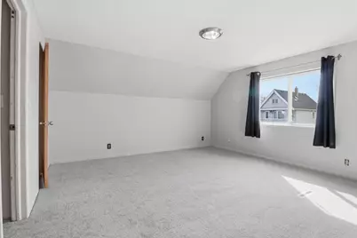 1414 W Euclid Ave, Milwaukee, WI 53215 - Photo 8