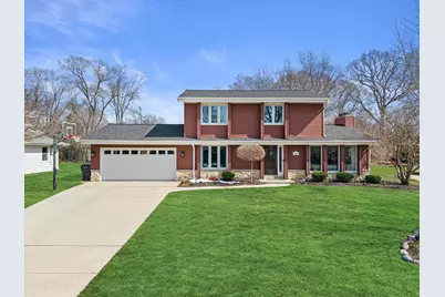 3260 S Regal Dr, New Berlin, WI 53151 - Photo 1