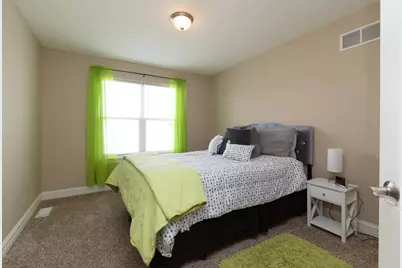 558  Yosemite Ave, Hartford, WI 53027 - Photo 24