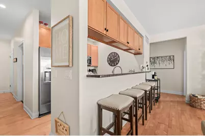 1915 N Water St #303, Milwaukee, WI 53202 - Photo 8