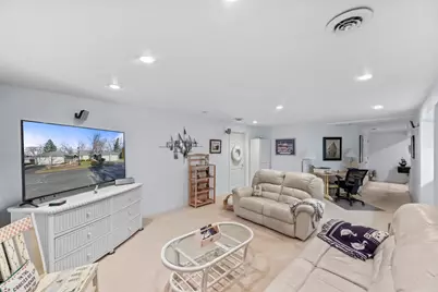 303  Pine Ter, Oconomowoc, WI 53066 - Photo 26