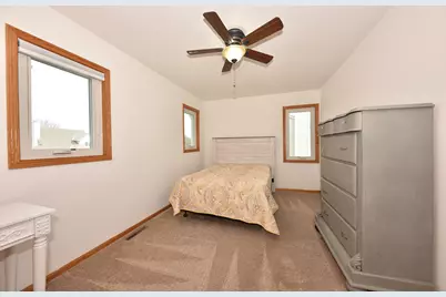 W173N5132  Mulberry Ln, Menomonee Falls, WI 53051 - Photo 22