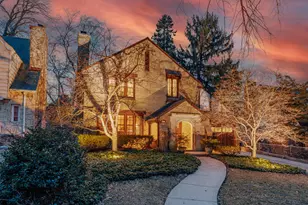 3467 N Frederick Ave, Milwaukee, WI 53211 - Photo 2