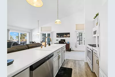 708  Geneva National Ave #N, Geneva, WI 53147 - Photo 10