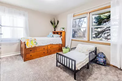 755 N 112th St, Wauwatosa, WI 53226 - Photo 10