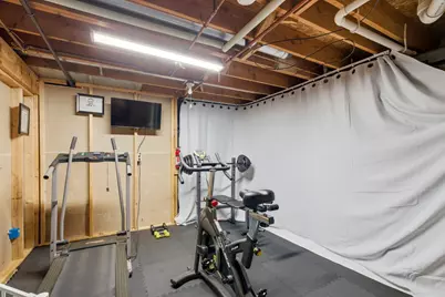 1907  Fieldcrest Ln, Waukesha, WI 53186 - Photo 28