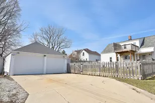 309 W Washington St, Port Washington, WI 53074 - Photo 4