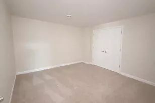 901 Hawthorne Ct, Manitowoc, WI 54220 - Photo 34