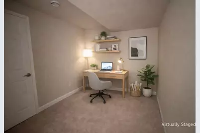 901  Hawthorne Ct, Manitowoc, WI 54220 - Photo 36