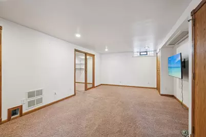 3443 S Adams Ave, Milwaukee, WI 53207 - Photo 30