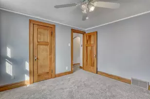 2141 S 87th St, West Allis, WI 53227 - Photo 22