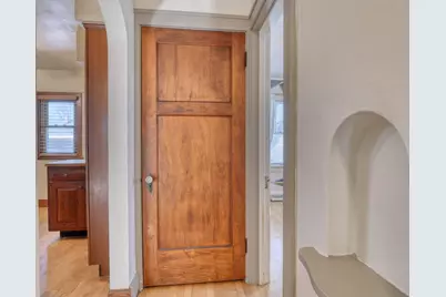 2141 S 87th St, West Allis, WI 53227 - Photo 12