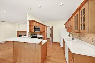 2409 Caribou Ln, Grafton, WI 53024 - Photo 6