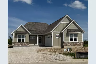 W214N4932  Casey Ct, Menomonee Falls, WI 53051 - Photo 1