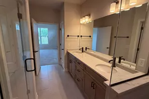 W214N4932 Casey Ct, Menomonee Falls, WI 53051 - Photo 18