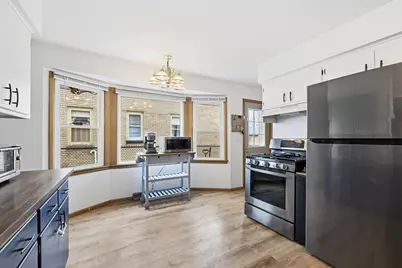 3845 N 100th St, Wauwatosa, WI 53222 - Photo 14