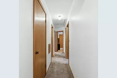 3845 N 100th St, Wauwatosa, WI 53222 - Photo 20