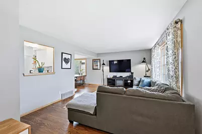 3845 N 100th St, Wauwatosa, WI 53222 - Photo 4