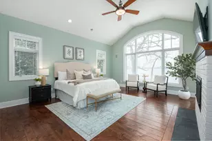 N30W28853 W Lakeside Dr, Delafield, WI 53072 - Photo 6