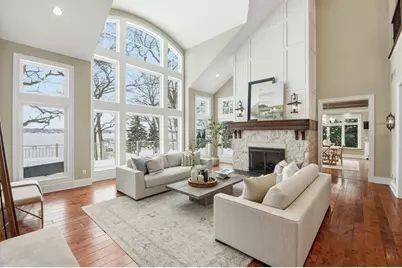 N30W28853 W Lakeside Dr, Delafield, WI 53072 - Photo 2