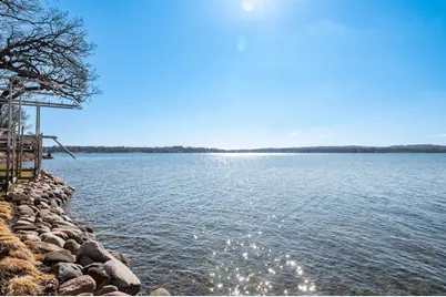 N30W28853 W Lakeside Dr, Delafield, WI 53072 - Photo 12