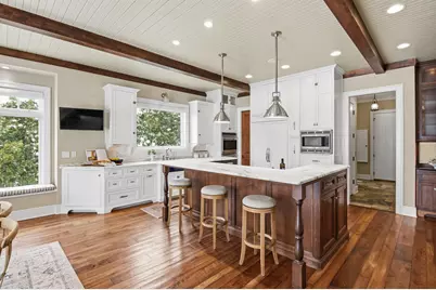 N30W28853 W Lakeside Dr, Delafield, WI 53072 - Photo 4