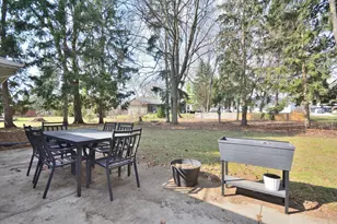 145 Lynnwood Ln, Brookfield, WI 53005 - Photo 30