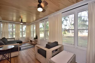 145  Lynnwood Ln, Brookfield, WI 53005 - Photo 20