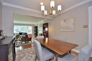 145 Lynnwood Ln, Brookfield, WI 53005 - Photo 8