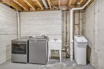 213  Wollet Dr, Fort Atkinson, WI 53538 - Photo 46