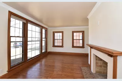 1213 E Kensington Blvd #1215, Shorewood, WI 53211 - Photo 2