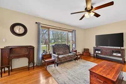 2315 S Lombardy Ln, New Berlin, WI 53151 - Photo 16