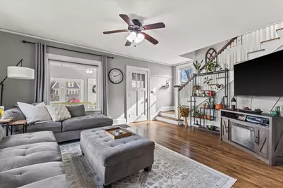 627 W Wisconsin Ave, Oconomowoc, WI 53066 - Photo 14