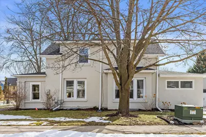 627 W Wisconsin Ave, Oconomowoc, WI 53066 - Photo 38