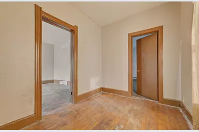 2132 S 23rd St #2132A, Milwaukee, WI 53215 - Photo 6