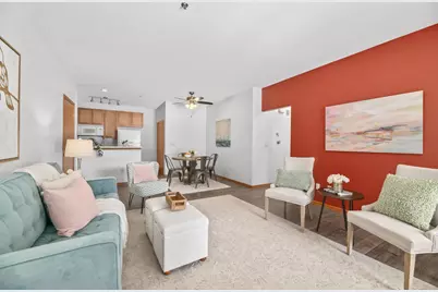 3053 W Drexel Ave #111, Franklin, WI 53132 - Photo 2