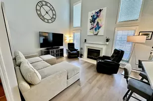 1737 Woodland Dr, Geneva, WI 53147 - Photo 2