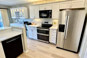 1737 Woodland Dr, Geneva, WI 53147 - Photo 8