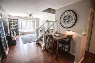 4915 W Colonial Ct, Greenfield, WI 53220 - Photo 14