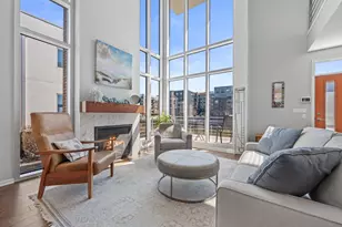 1975 N Riverwalk Way, Milwaukee, WI 53212 - Photo 2