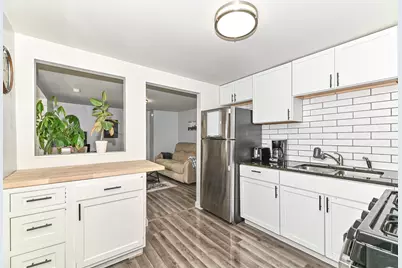 8802 W Center St, Milwaukee, WI 53222 - Photo 12