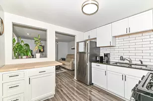 8802 W Center St, Milwaukee, WI 53222 - Photo 12