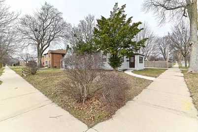 8802 W Center St, Milwaukee, WI 53222 - Photo 32