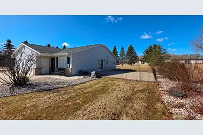 121 S 6th St, Cedar Grove, WI 53013 - Photo 22